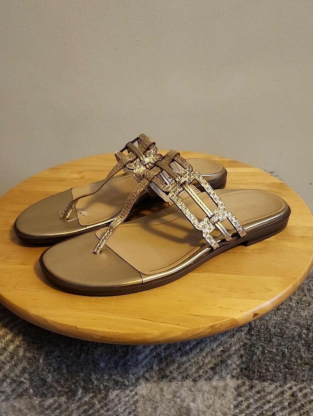 Vionic Metallic Gold Summer Thong Sandals